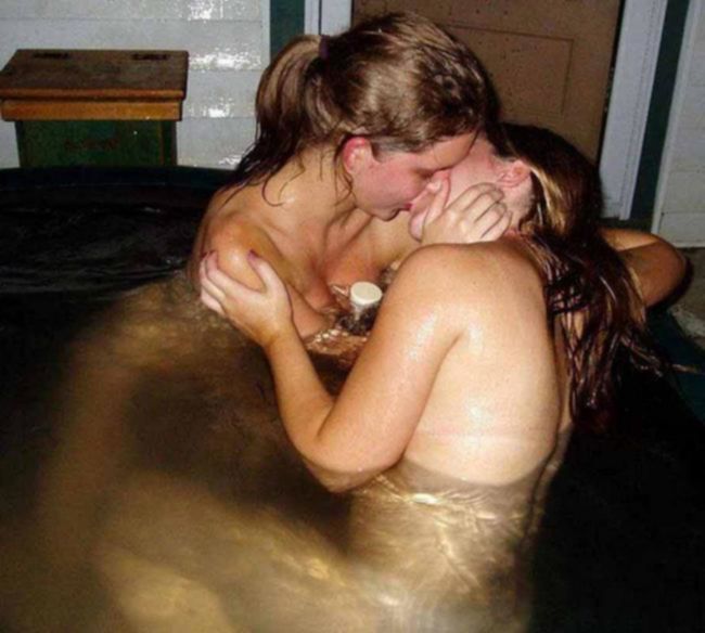 Лесбиянки на голой вечеринке